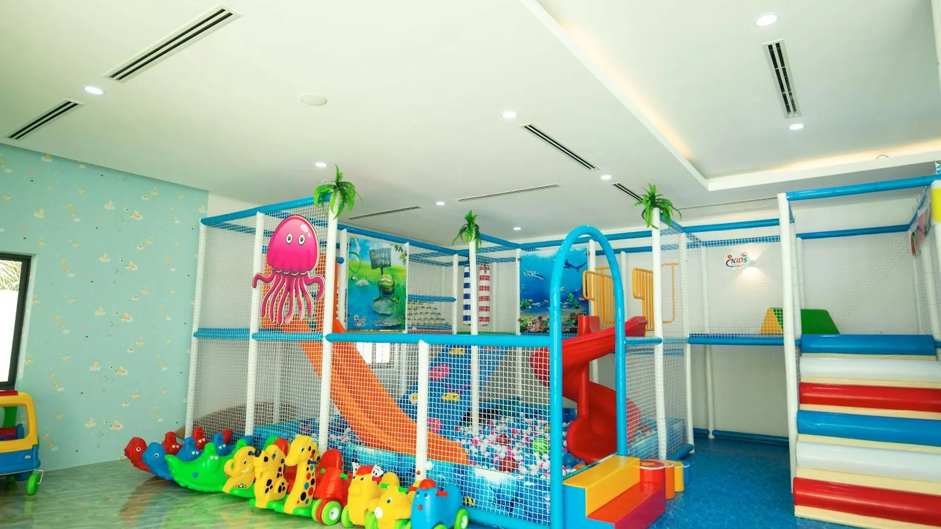 Diamond Bay Condotel Resort Nha Trang